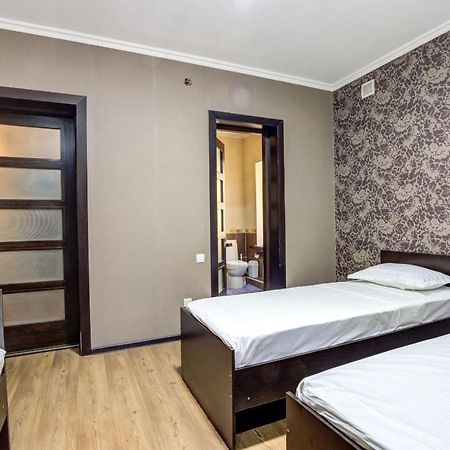 Opera Bed&Breakfast Bischkek Exterior foto